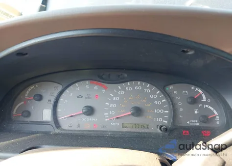 2001 Toyota Sequoia Sr5 V8 из США, поврежденный, VIN 5TDBT44A11S033128